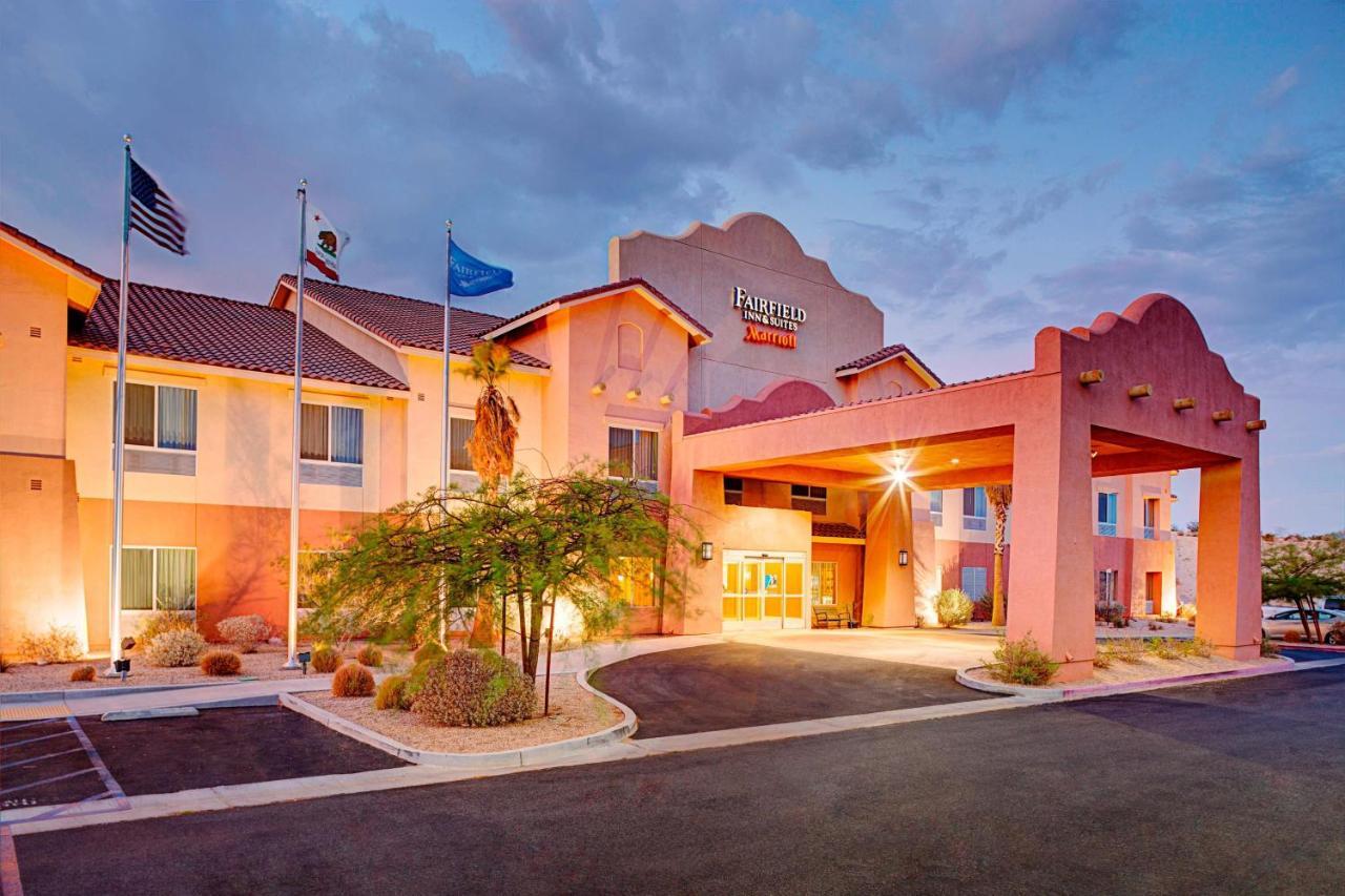 Fairfield Inn & Suites Twentynine Palms - Joshua Tree National Park Bagian luar foto