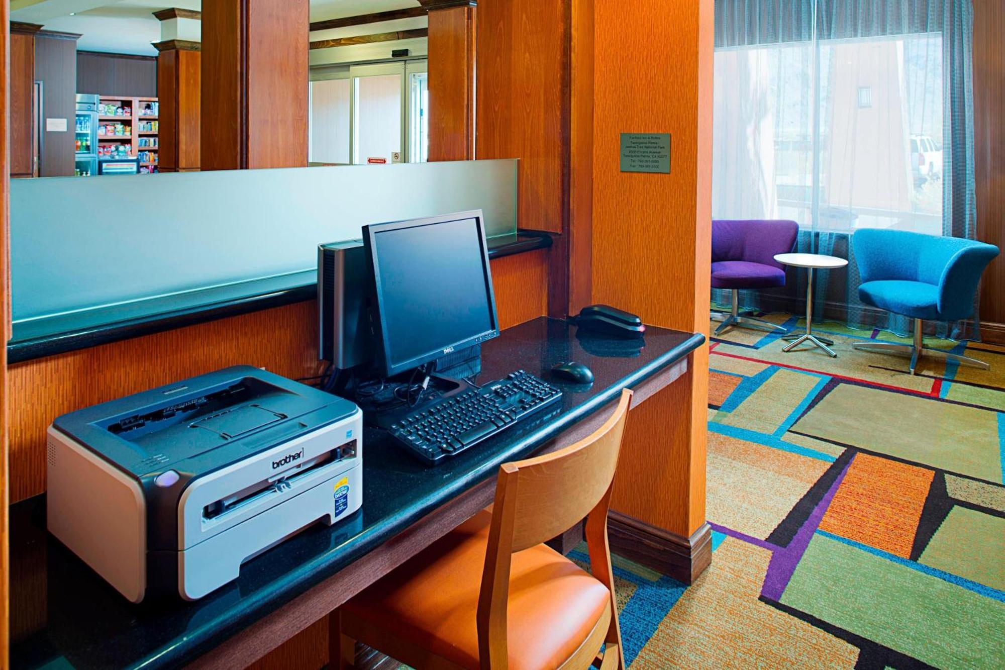 Fairfield Inn & Suites Twentynine Palms - Joshua Tree National Park Bagian luar foto