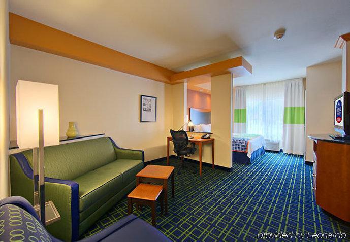 Fairfield Inn & Suites Twentynine Palms - Joshua Tree National Park Ruang foto
